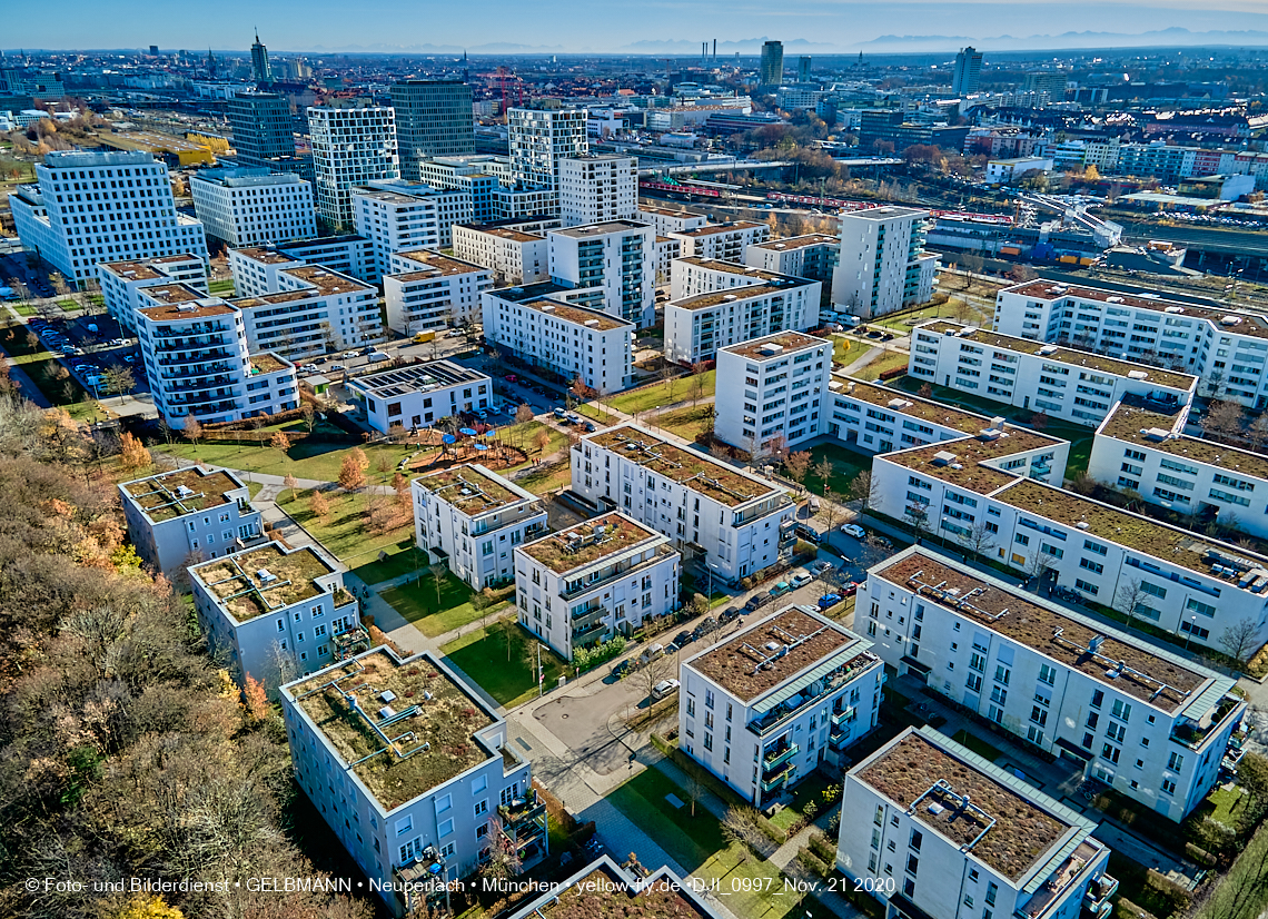 21.11.2020 - Hirschgarten mit Paketposthalle in München